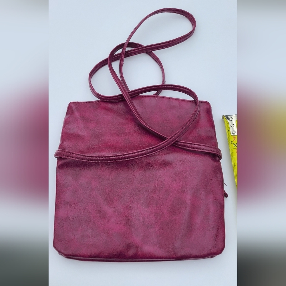 Dark pink purse crossbody folds into small wallet size purse with zippers - Picture 8 of 9